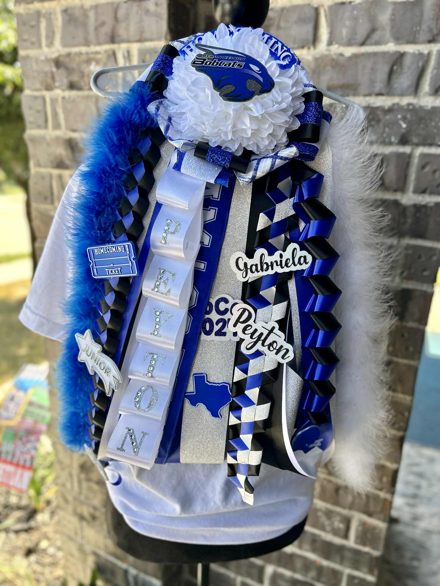 Traditional Homecoming Garter