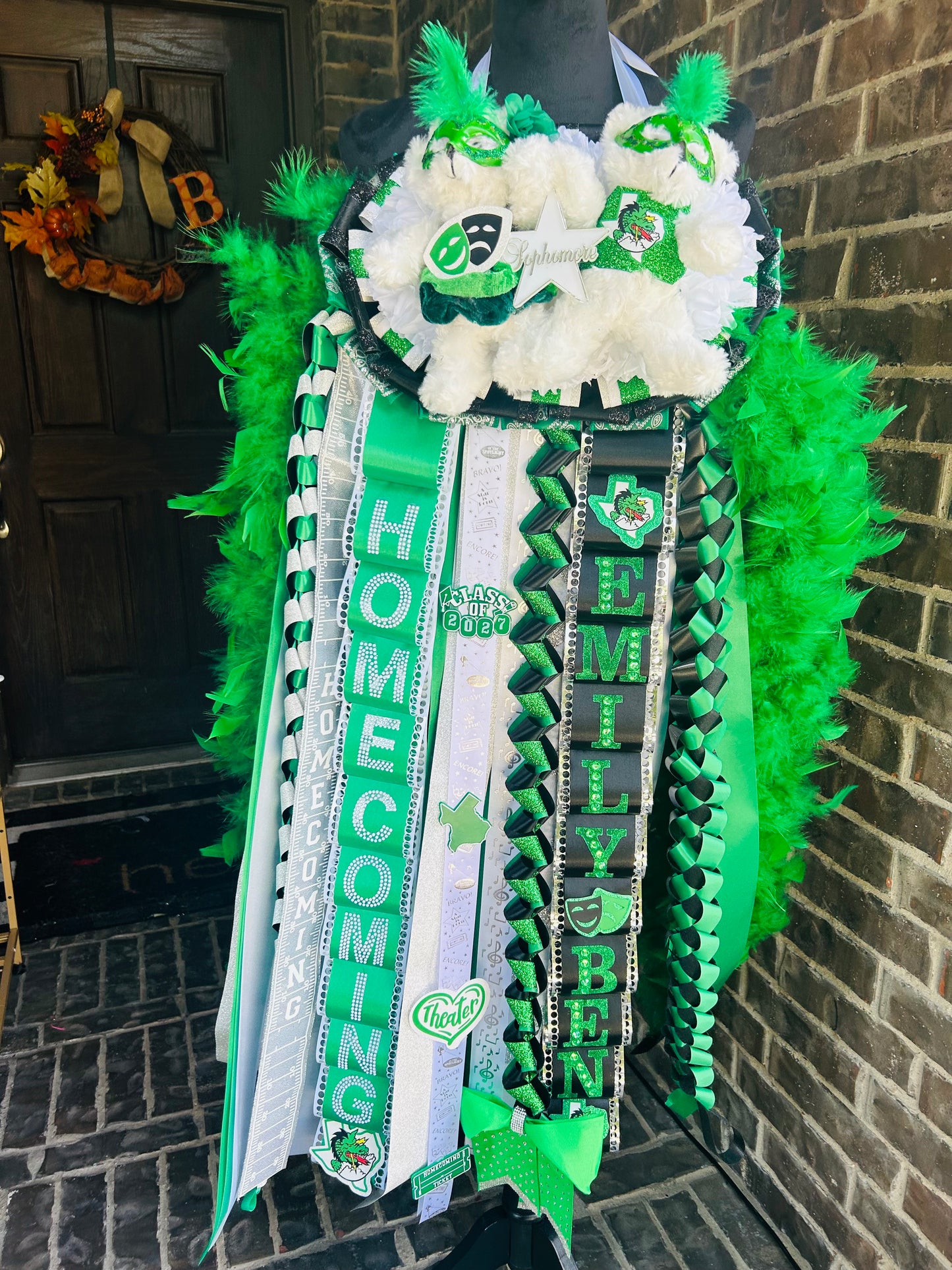 Elite Homecoming Mum