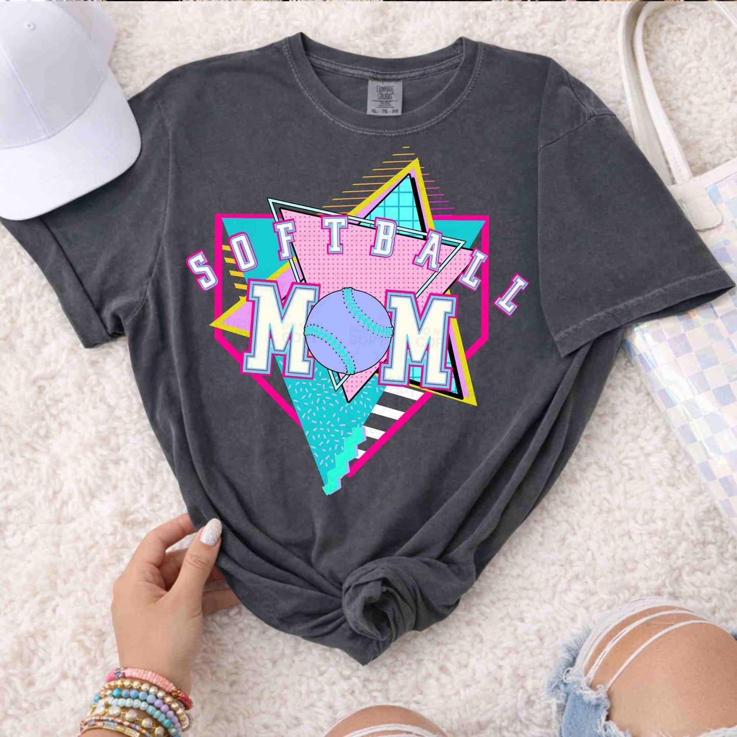 Retro Mom Roster