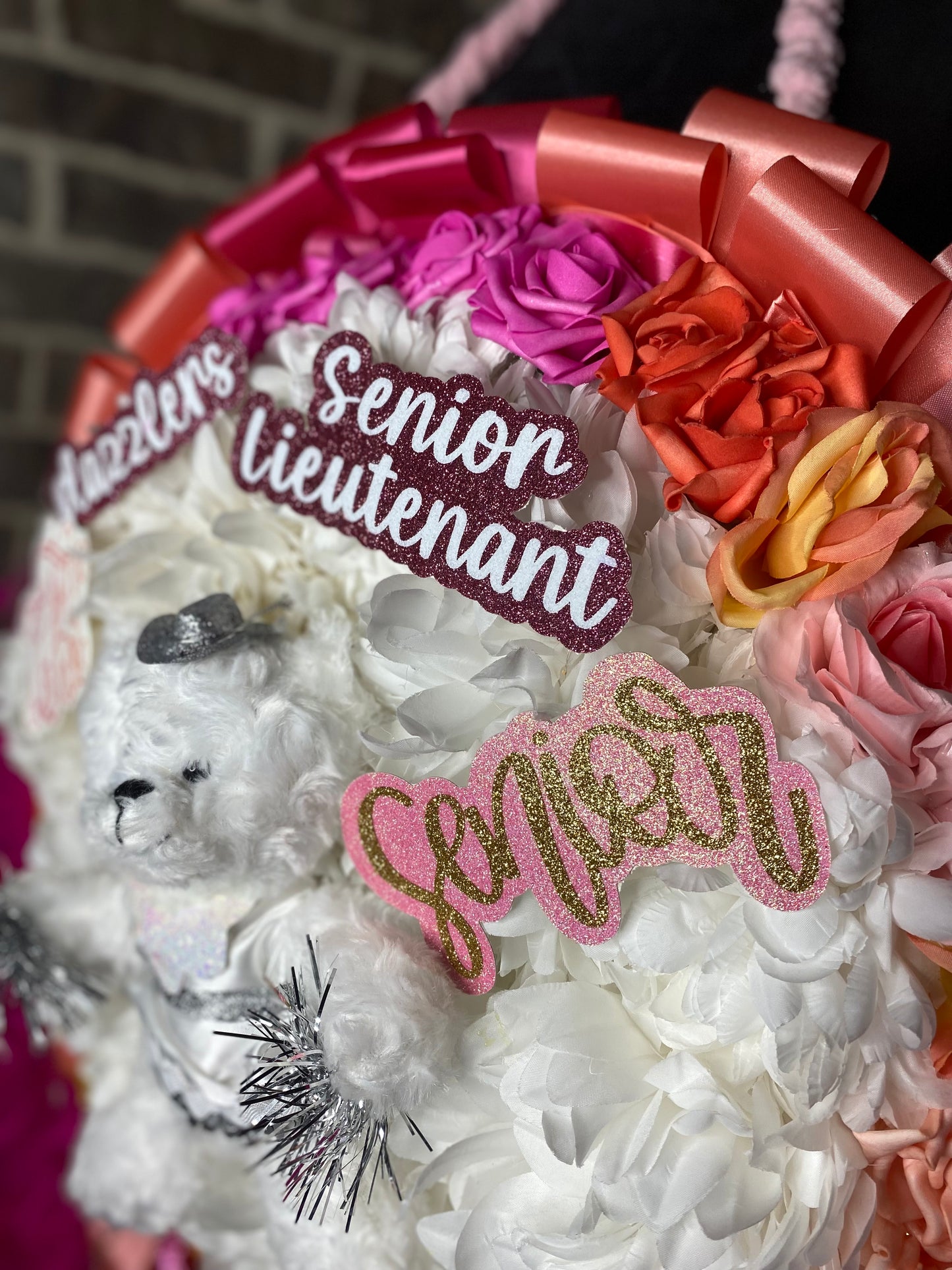 Senior Majestic Circle